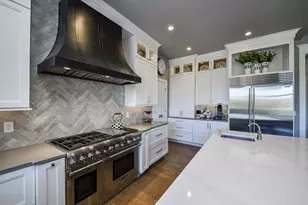 5N193 Prairie Rose Dr, Saint Charles, IL 60175 - Photo 13