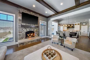 5N193 Prairie Rose Dr, Saint Charles, IL 60175 - Photo 9