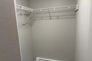 5 Parkside Ct, Vernon Hills, IL 60061 - Photo 3