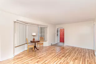 110 Homestead Dr, Wood Dale, IL 60191 - Photo 3