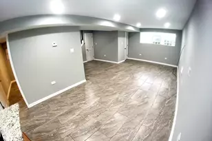 5134 W Henderson St, Chicago, IL 60641 - Photo 13