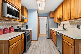 215 Fernwood Rd, Montgomery, IL 60538 - Photo 5