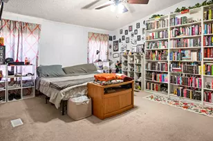 408 Ave G Ave, Bloomington, IL 61704 - Photo 13