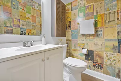 9128 Hollyberry Avenue, Des Plaines, IL 60016 - Photo 13