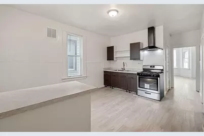 8231 S Coles Avenue, Chicago, IL 60617 - Photo 5