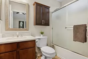 469 S Jade Ln, Round Lake, IL 60073 - Photo 13