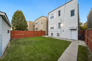 4254 W Wrightwood Ave, Chicago, IL 60639 - Photo 31