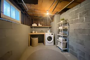 685 E 142nd St, Dolton, IL 60419 - Photo 23