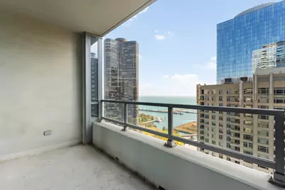 600 N Lake Shore Drive #2707, Chicago, IL 60611 - Photo 13