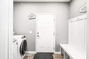 3103 Fox Creek Rd, Bloomington, IL 61705 - Photo 17