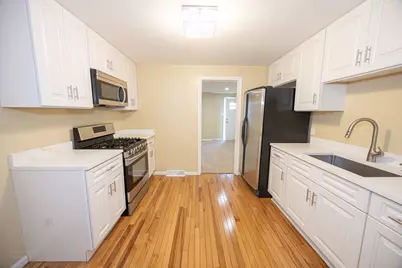 1611 W Glenwood Avenue, Joliet, IL 60435 - Photo 9