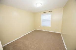 1611 W Glenwood Ave, Joliet, IL 60435 - Photo 17