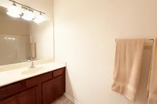 [Address not provided], Elgin, IL 60120 - Photo 15