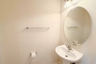 [Address not provided], Elgin, IL 60120 - Photo 11