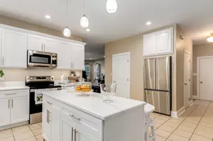 101 Bell Ct, Oswego, IL 60543 - Photo 17