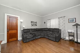 31 E 155th St, Harvey, IL 60426 - Photo 3