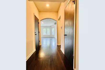 1371 S California Avenue, Chicago, IL 60608 - Photo 11
