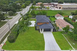 2700 Fontana Dr, Glenview, IL 60025 - Photo 45