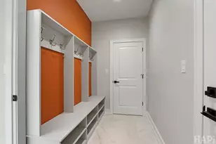 2700 Fontana Dr, Glenview, IL 60025 - Photo 23