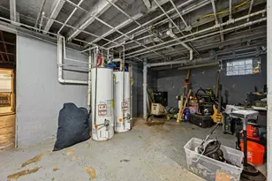 215 S Park Ave, Waukegan, IL 60085 - Photo 33