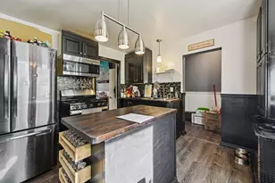 215 S Park Ave, Waukegan, IL 60085 - Photo 7