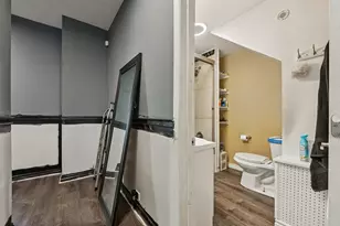 215 S Park Ave, Waukegan, IL 60085 - Photo 13