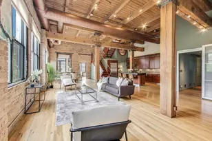 2401 W Ohio St, Chicago, IL 60612 - Photo 3