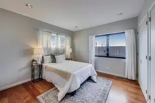 2401 W Ohio St, Chicago, IL 60612 - Photo 27