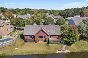 1548 Wood Creek Trail, Bartlett, IL 60103 - Photo 29