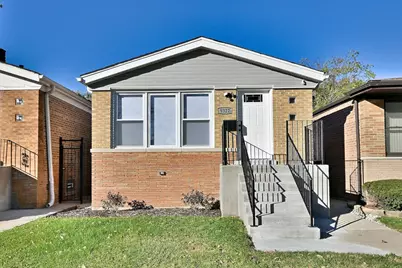 9322 S Euclid Avenue, Chicago, IL 60617 - Photo 1