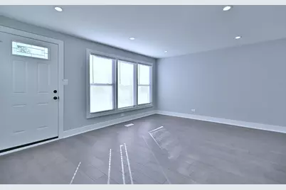 9322 S Euclid Avenue, Chicago, IL 60617 - Photo 7