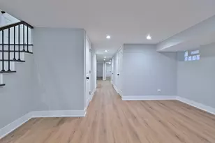 9322 S Euclid Ave, Chicago, IL 60617 - Photo 31