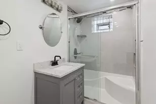 8952 S Aberdeen St, Chicago, IL 60620 - Photo 9