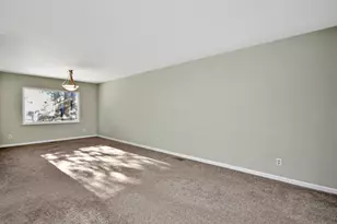 3311 Brentwood Dr, Champaign, IL 61821 - Photo 7