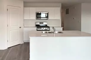 2269 Redwood Trl, Wonder Lake, IL 60097 - Photo 3
