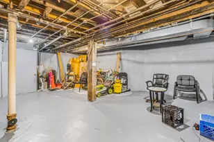 5225 S Indiana Ave, Chicago, IL 60615 - Photo 11