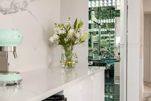 175 E Delaware Pl, Chicago, IL 60611 - Photo 13