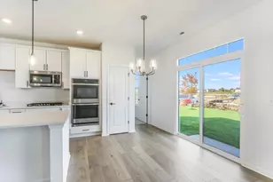 730 Alberta Ave, Oswego, IL 60543 - Photo 11