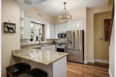 6316 N Magnolia Avenue, Chicago, IL 60660 - Photo 21