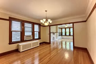 5446 W Agatite Ave, Chicago, IL 60630 - Photo 9