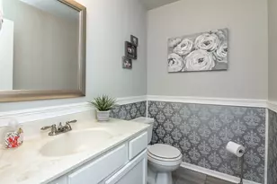 3 Hickory Oaks Ct, Bolingbrook, IL 60490 - Photo 11