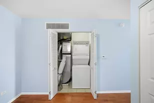 390 W Mahogany Ct, Palatine, IL 60067 - Photo 21