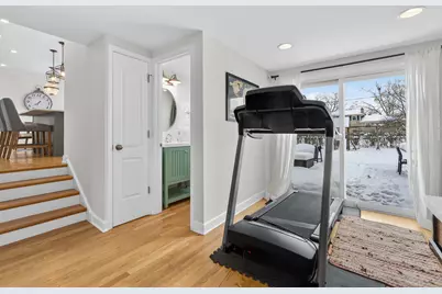 [Address not provided], Wheeling, IL 60090 - Photo 17