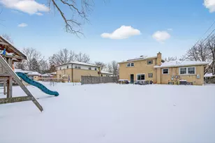 [Address not provided], Wheeling, IL 60090 - Photo 29