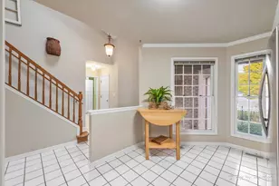 250 Lynwood Ln, Bloomingdale, IL 60108 - Photo 7