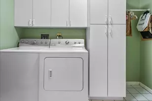 250 Lynwood Ln, Bloomingdale, IL 60108 - Photo 23