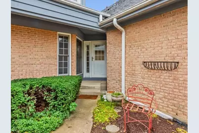 250 Lynwood Lane, Bloomingdale, IL 60108 - Photo 3