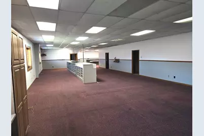 211 E Il Route 38 Highway, Rochelle, IL 61068 - Photo 19