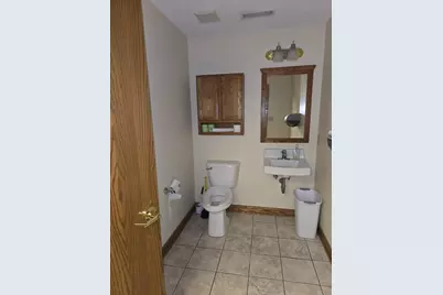 211 E Il Route 38 Highway, Rochelle, IL 61068 - Photo 7