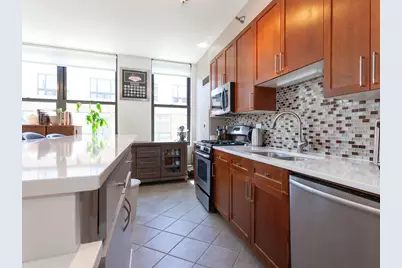 330 N Jefferson Street #904, Chicago, IL 60661 - Photo 9